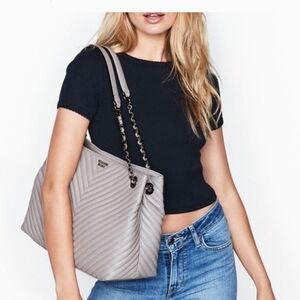 Victoria's Secret Pebbled V Quilt Shoulder Tote Bag in Gray